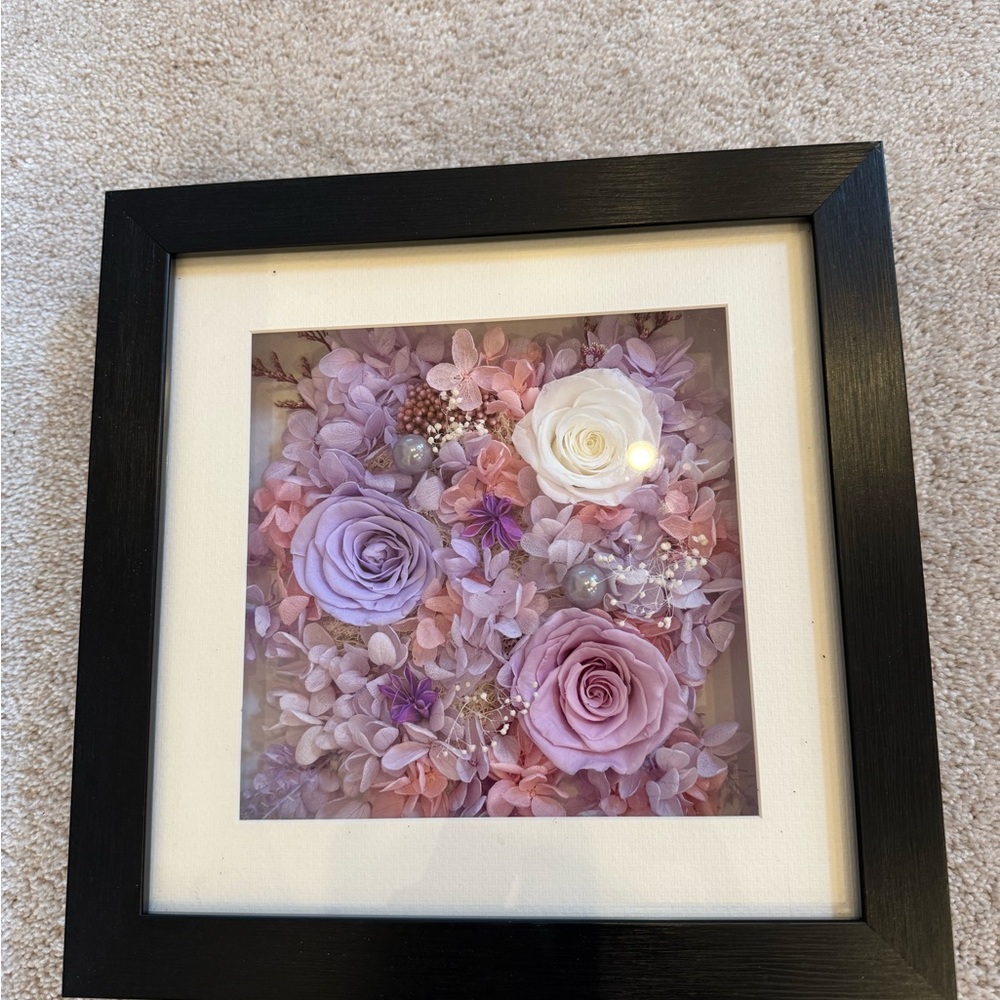 Preserved Flower Wall-Decor